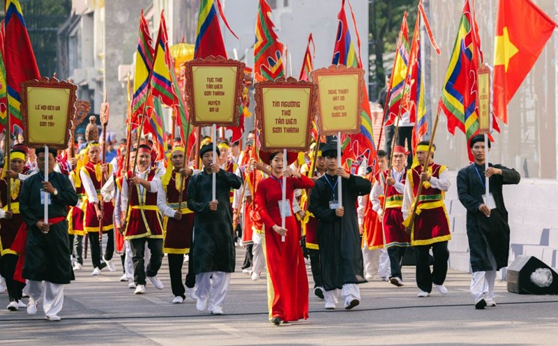 Activities at the program "Culture Festival for Peace" to celebrate the 70th anniversary of the Liberation of the Capital. Photo: Organizing Committee