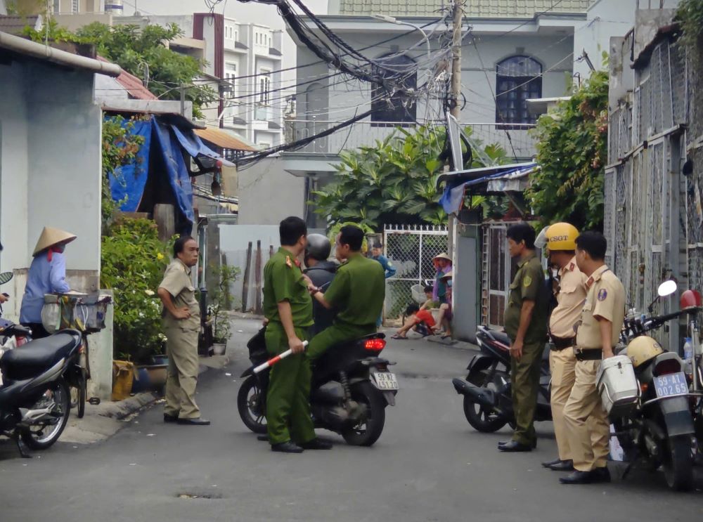 Blockade the scene of the motel fire that killed 2 people
