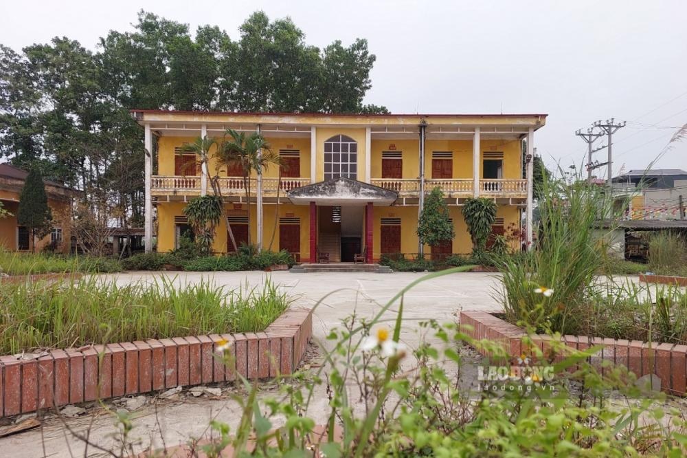 A communal office in Phu Tho after the administrative unit reorganization is still abandoned and wasteful. Photo: To Cong