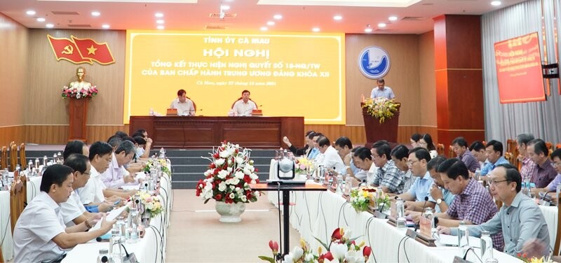 Ca Mau plans to reduce the number of provincial agencies after streamlining the apparatus. Photo: Nhat Ho