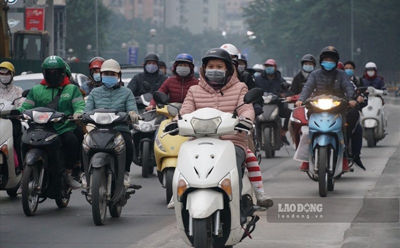Weather forecast for tomorrow, December 28, Hanoi will have rain in some places, cold weather. Photo: Tung Giang