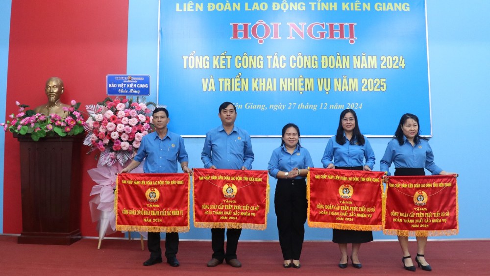 Kien Giang Trade Union at all levels has focused on taking care of union members and workers, implementing many welfare programs. Photo: Xuan Nhi