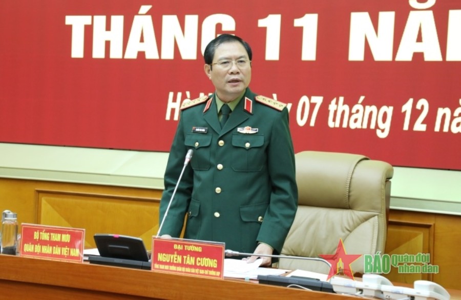 Re-appointing General Nguyen Tan Cuong as Deputy Minister of National Defense. Photo: Qdnd.vn