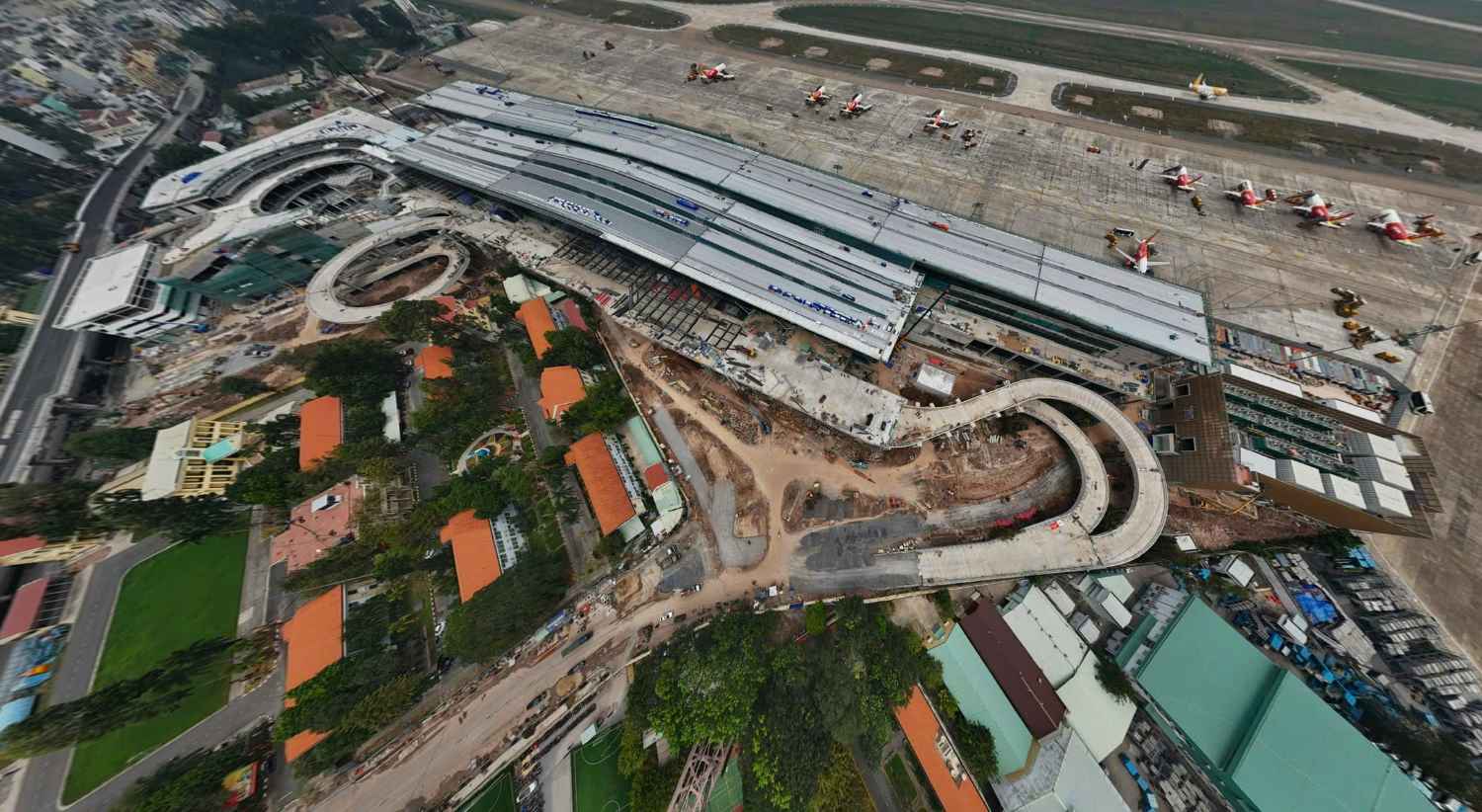 Panoramic view of Terminal T3, Tan Son Nhat Airport. Photo: Minh Quan