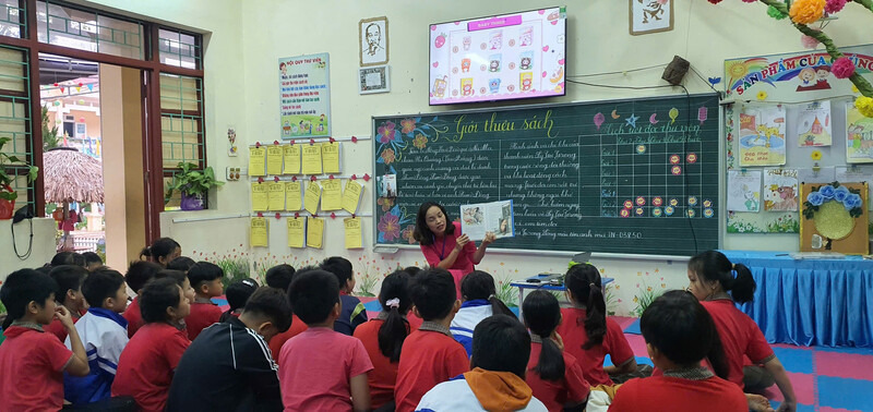 The quality of education in the mountainous district of Da Bac is increasingly improved with many synchronous solutions. Photo: Minh Chuyen