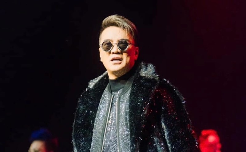 Singer Dam Vinh Hung. Photo: Character provided