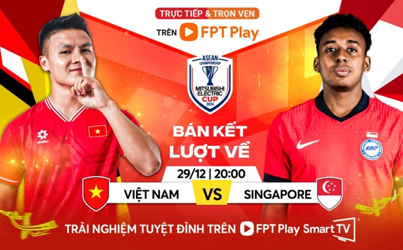 Vietnam team welcomes Singapore in the second leg of the ASEAN Cup 2024 semi-final. Photo: FPT Play