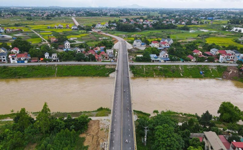 Cau River flows through Hoa Son commune, Hiep Hoa district (Bac Giang province). Photo: Bacgiang.gov.vn