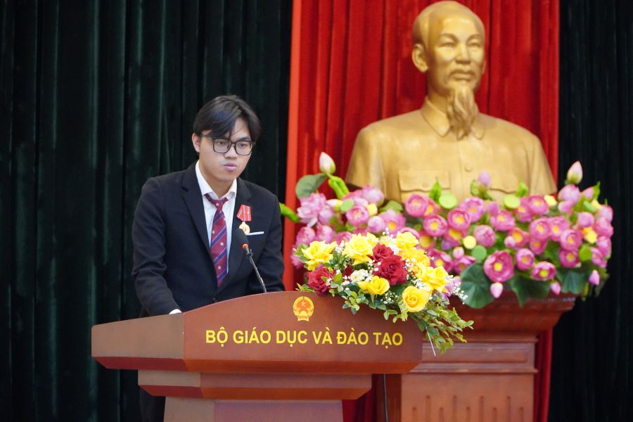 Em Nguyen Tien Loc hien dang la sinh vien chuyen nganh Y Khoa, Truong Dai hoc Y Ha Noi. Anh: Anh Duc