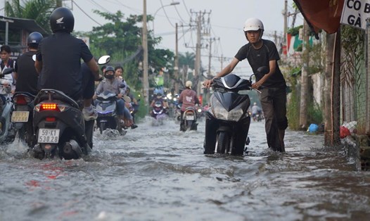 Khu vực Nam Bộ tiếp tục có mưa trái mùa. Ảnh minh họa: Nguyên Chân