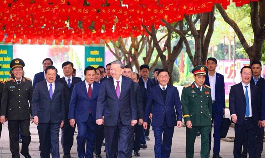 Tổng Bí thư Tô Lâm cùng đoàn về Khu di tích quốc gia đặc biệt Kim Liên. Ảnh: Thành Cường
