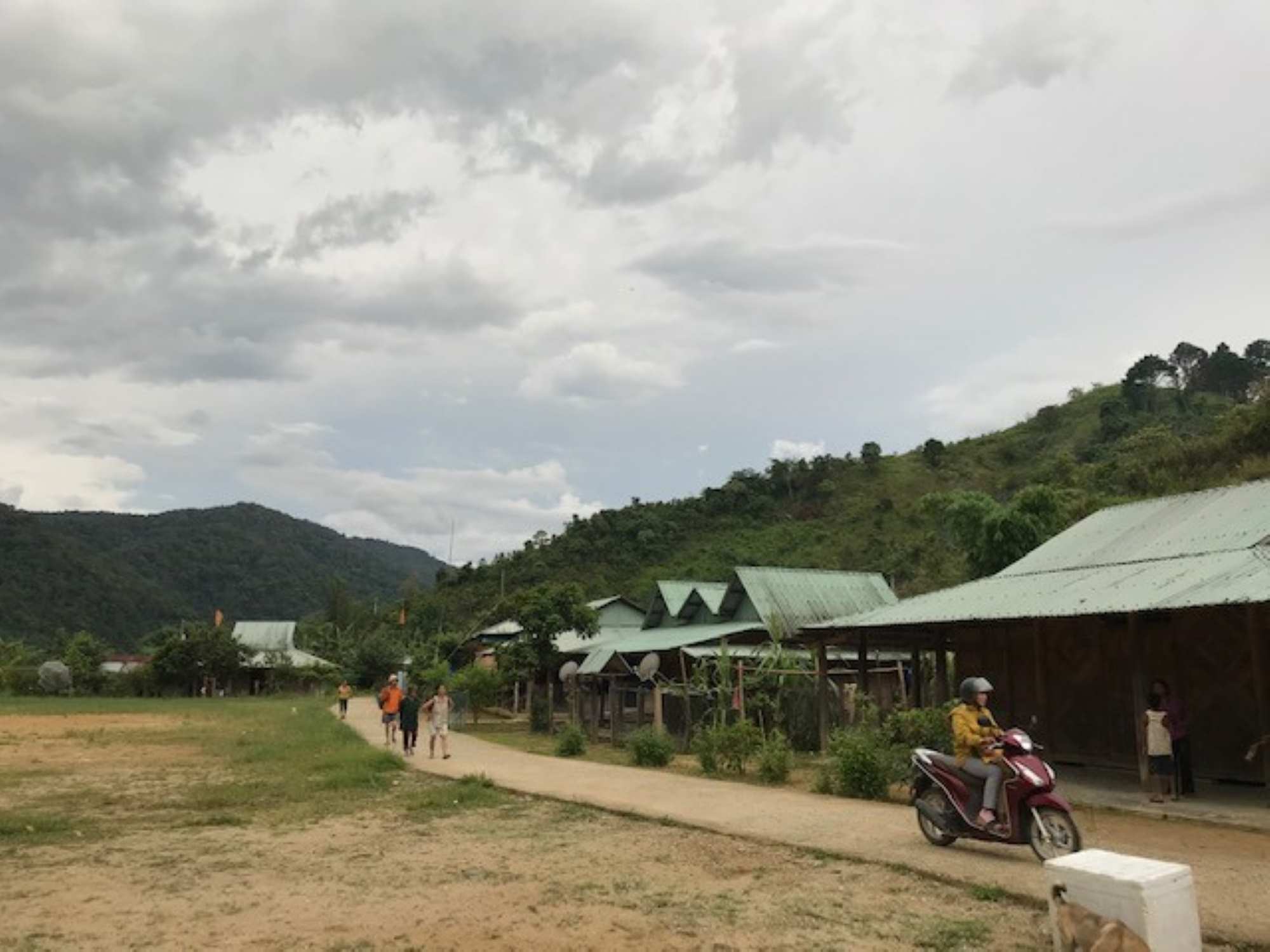 Car roads have reached every remote village in Tay Giang district, Quang Nam. Photo: An Thuong