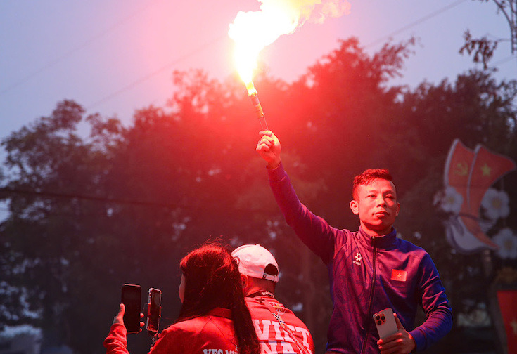 Khan gia tao ra bau khong khi nao nhiet. Anh: Minh Dan 