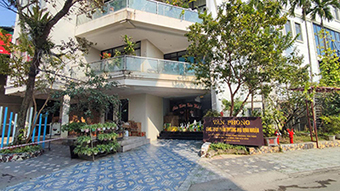 One of many businesses paying union fees after Lao Dong Newspaper's reflection. Photo: Minh Chuyen