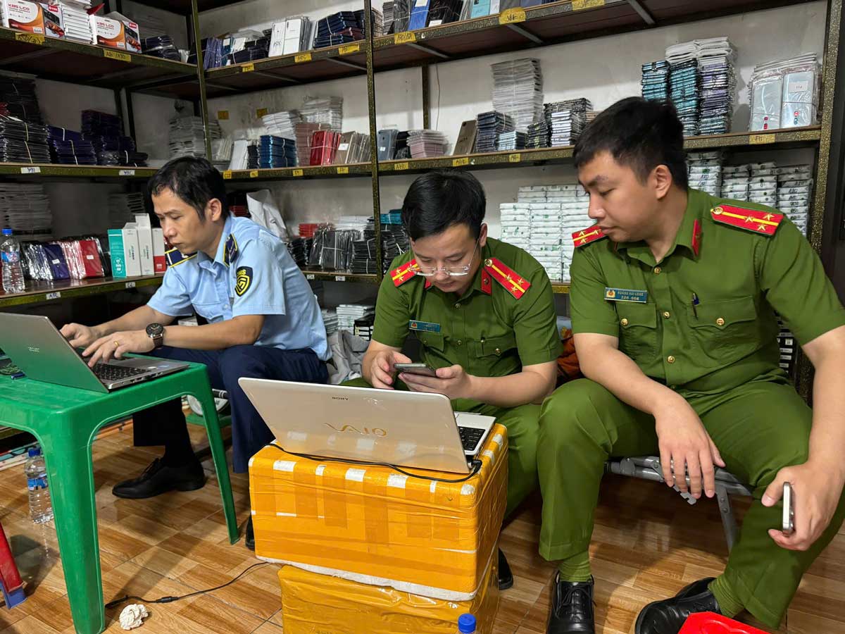 Nearly 6 thousand smuggled goods are being traded in Vinh Phuc. Photo: Vinh Phuc Province Market Management Department