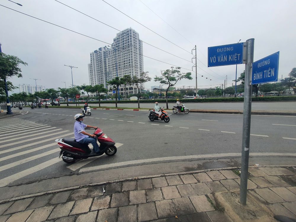 Duong Binh Tien giao voi Vo Van Kiet. Anh: Nguyen Chan