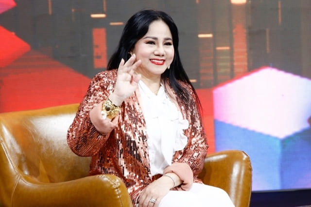 Ngoc Anh mot minh nuoi con sau khi ly hon nguoi chong thu 2. Anh: Facebook nhan vat