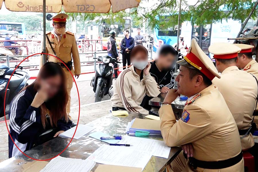 Female student cried because she subjectively ran a few seconds of red light