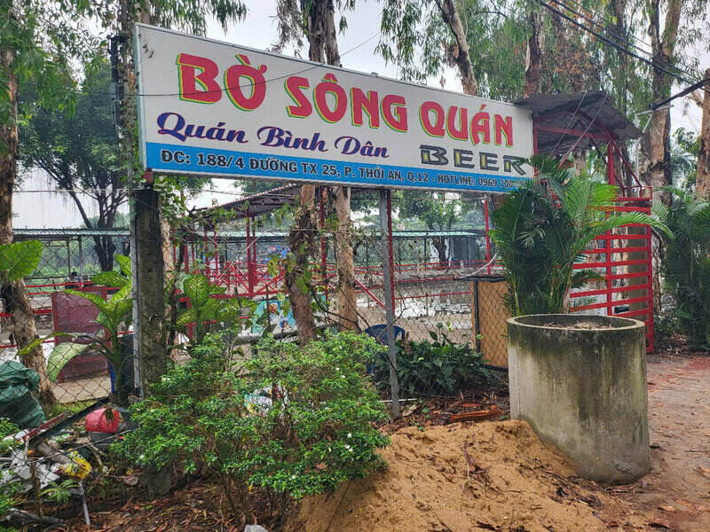 Nhà hàng Bờ Sông Quán. Ảnh: Huân Cao