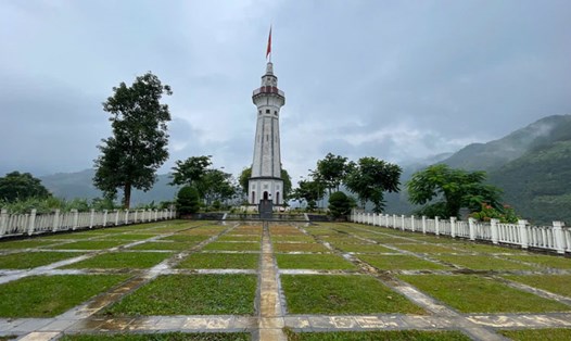 Việc quy hoạch Lũng Pô, điểm bắt nguồn của sông Hồng vào Việt Nam thành điểm du lịch giúp phát huy tiềm năng, lợi thế. Ảnh: Đinh Đại
