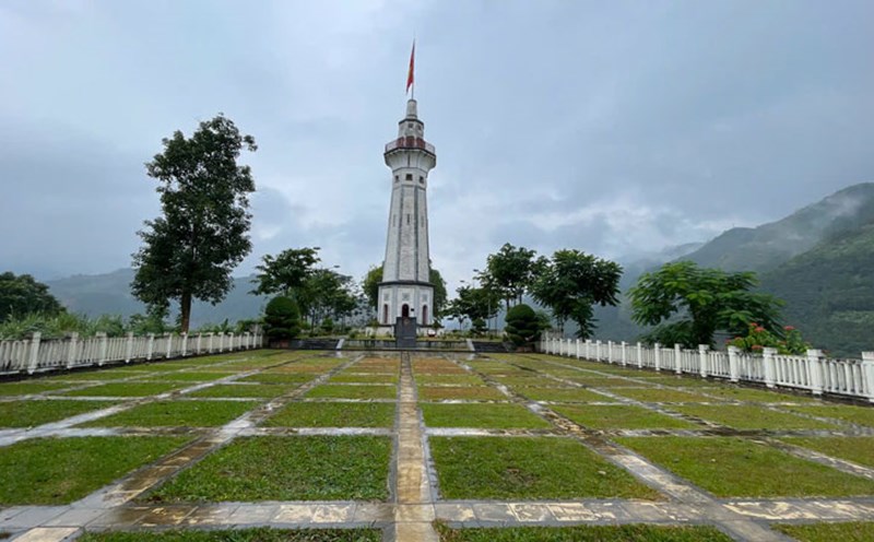 Planning Lung Po, the origin of the Red River in Vietnam, into a tourist destination helps promote its potential and advantages. Photo: Dinh Dai
