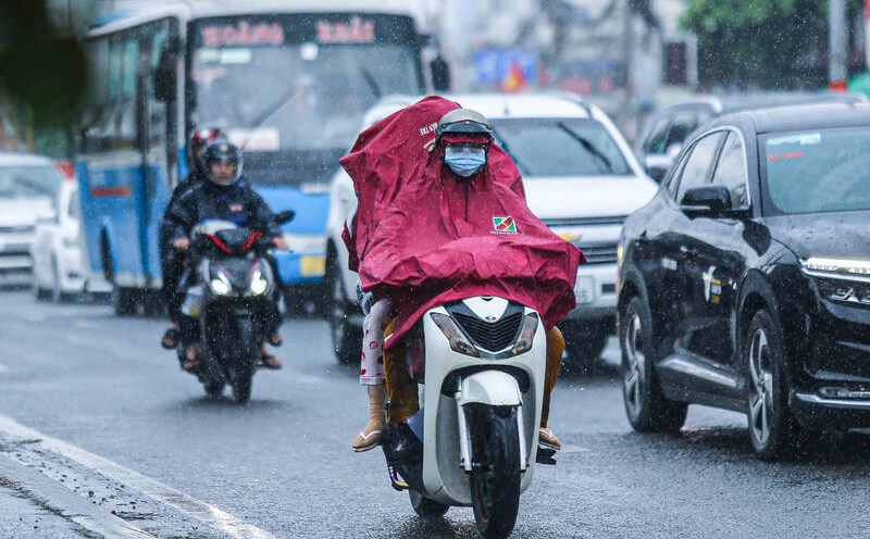 Unseasonal rains continue to occur in the Southern region. Illustration photo: Thanh Vu