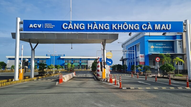 Ca Mau Airport is still operating normally while implementing the Airport Expansion Project. Photo: Nhat Ho