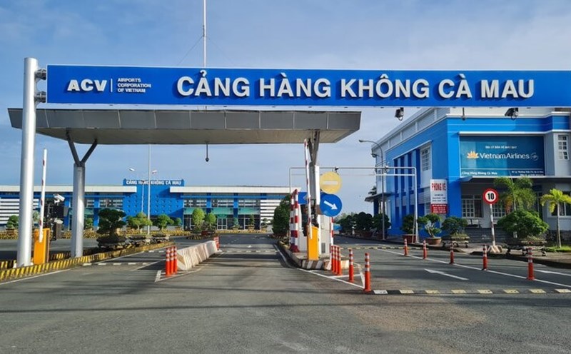 Ca Mau Airport is still operating normally while implementing the Airport Expansion Project. Photo: Nhat Ho