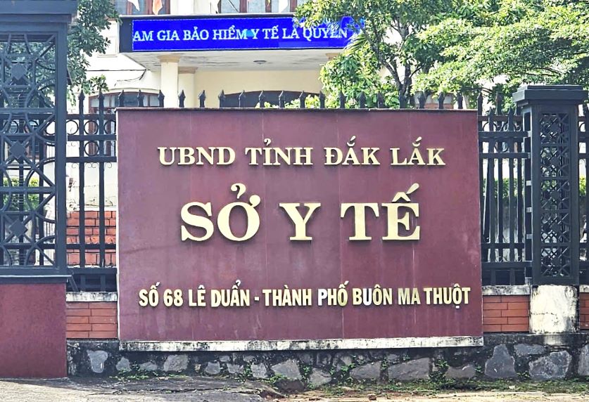 Many businesses were handled and suspended by the Dak Lak Department of Health for violations. Photo: Thanh Quynh