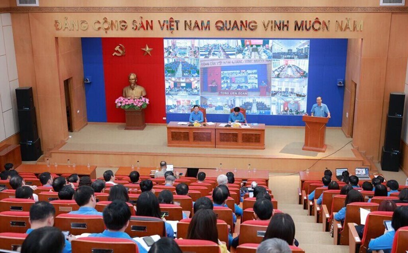Union officials speaking at the Conference. Photo: Hai Nguyen