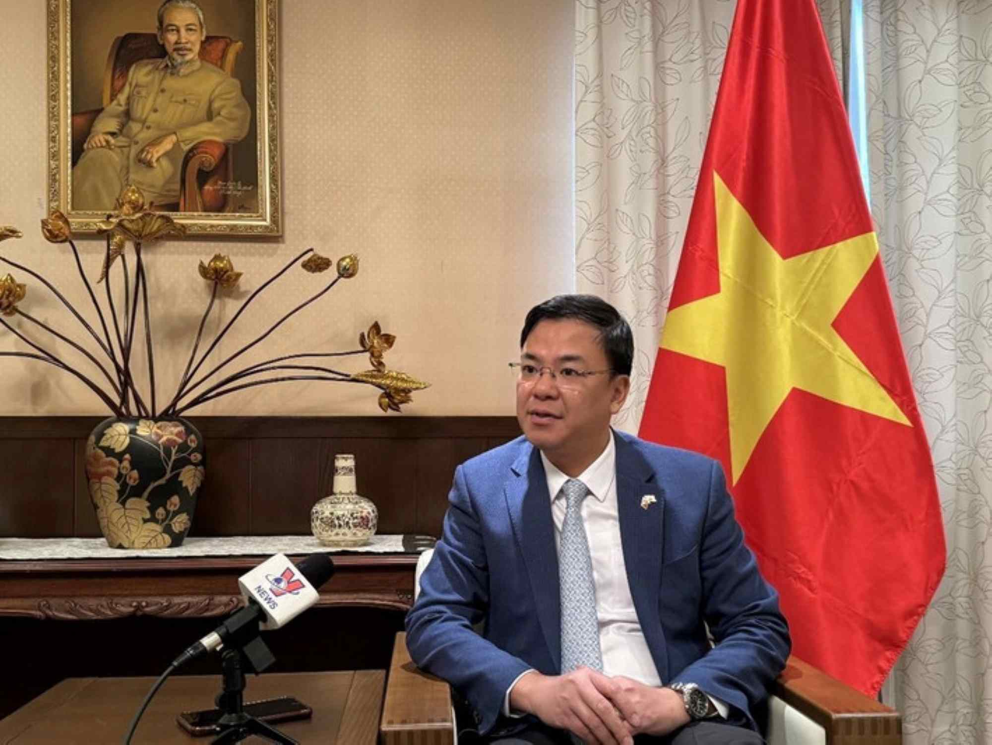 Vietnamese Ambassador to Japan Pham Quang Hieu gives an interview to VNA about the visit to Japan by Politburo member and National Assembly Chairman Tran Thanh Man and his wife. Photo: VNA