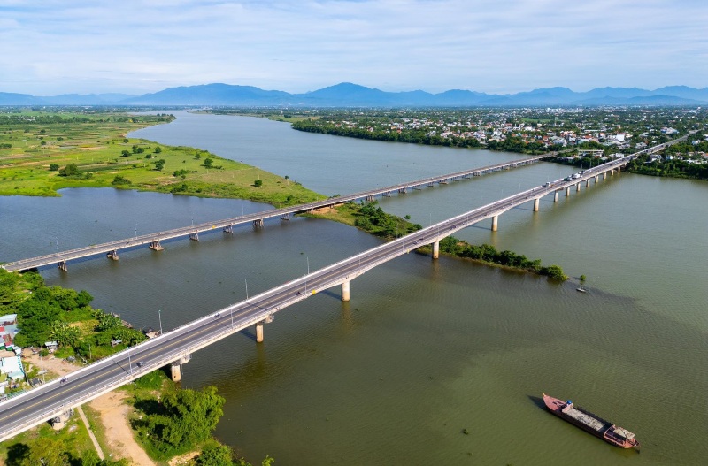 Cau Cau Lau moi tren QL 1A hoan thanh sua chua dot 1 truoc du kien. Anh: Ngo Hoa