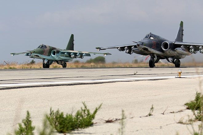 May bay Nga Sukhoi Su-25 tai can cu khong quan Khmeimim o Syria ngay 3.10.2015. Anh: Bo Quoc phong Nga