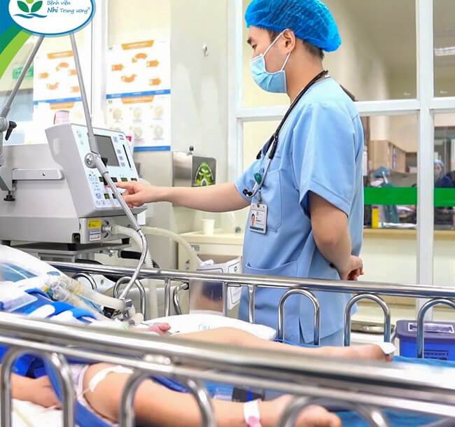 A 3-year-old patient is in critical condition after his hat string got caught on a slide and strangled his neck. Photo: BVCC