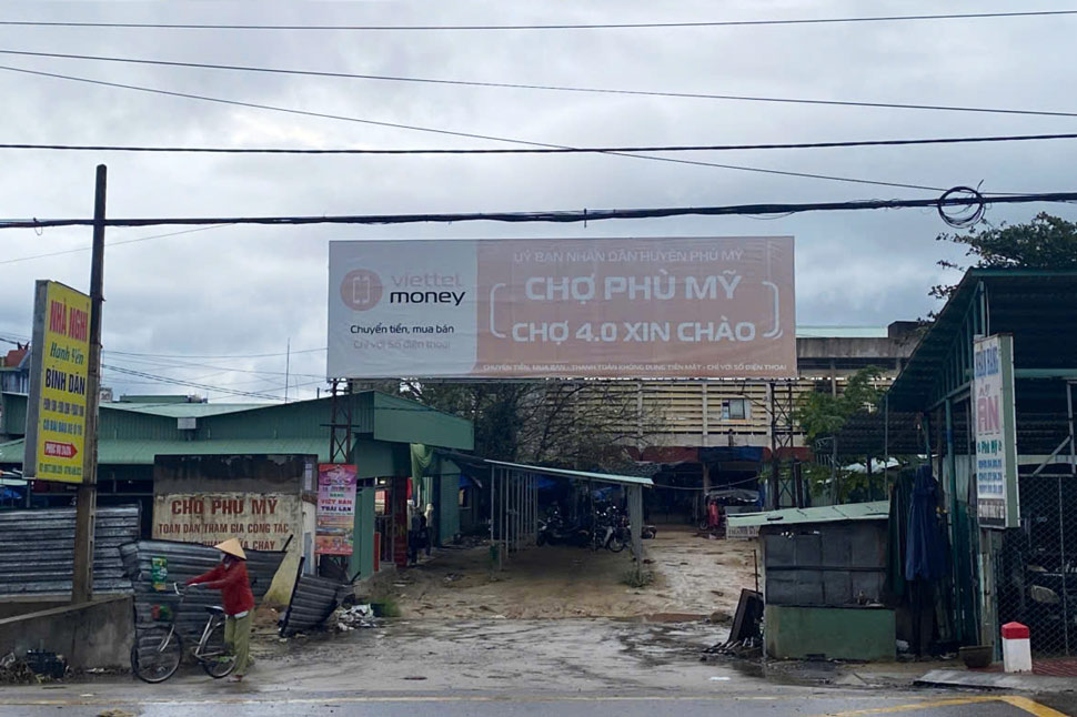 Phu My Market (Phu My town, Phu My district, Binh Dinh province). Photo: Ho Huynh