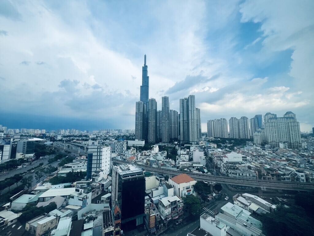 The real estate market still has a serious supply-side imbalance. Photo: Bao Chuong