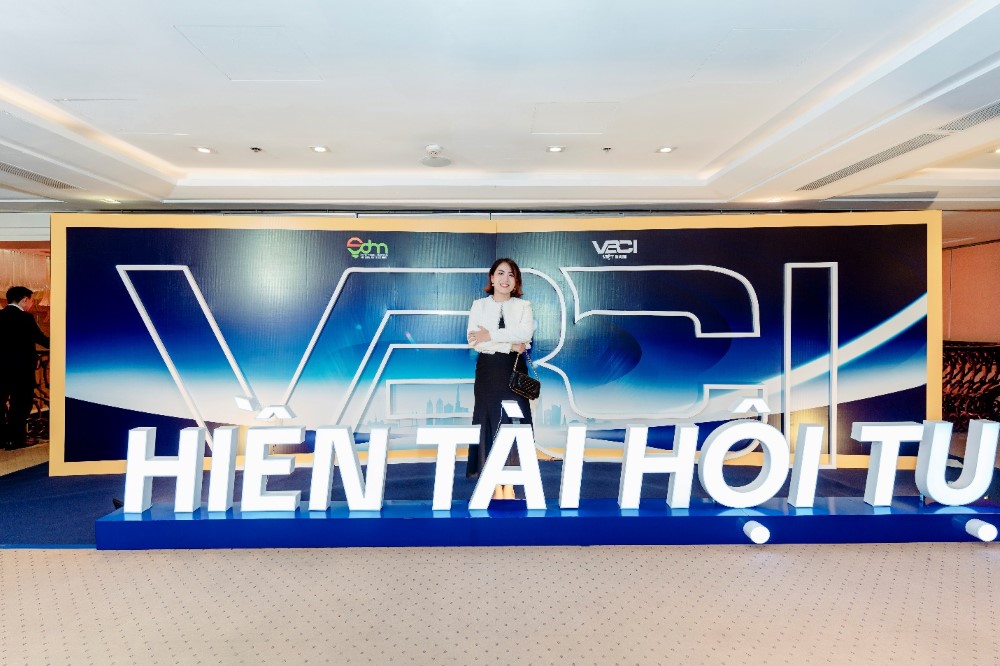 Ms. Tran Thi Kim Loan - CEO of An Phat Production-Trade-Service-Import-Export Company at the VBCI Vietnam summary meeting. Photo: Organizing Committee