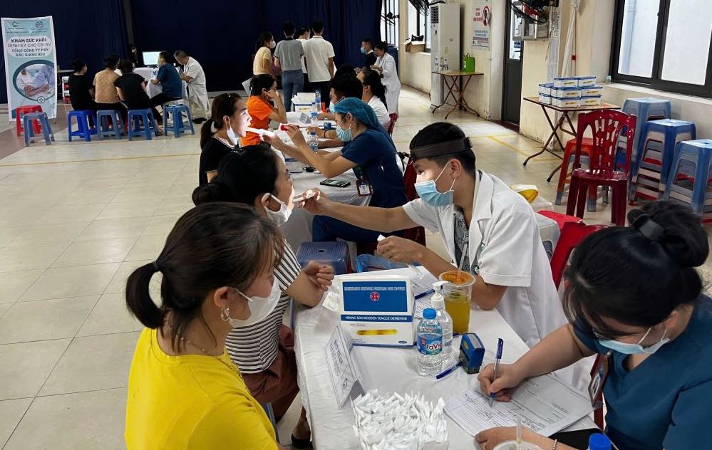 Health care for female workers at Bac Giang Garment Corporation BGG. Photo: Interviewee