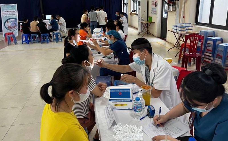 Health care for female workers at Bac Giang Garment Corporation BGG. Photo: Interviewee