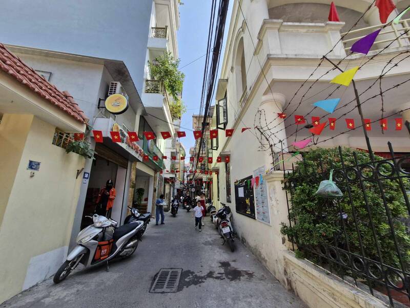 The private housing segment in Hanoi is continuously increasing. Photo: Thu Giang