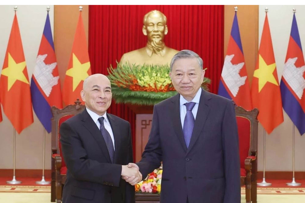 General Secretary To Lam meets with Cambodian King Norodom Sihamoni during his state visit to Vietnam, November 28, 2024. Photo: VNA