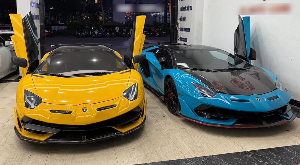 The latest Lamborghini Aventador SVJ supercar is blue. Photo: Anh Luong