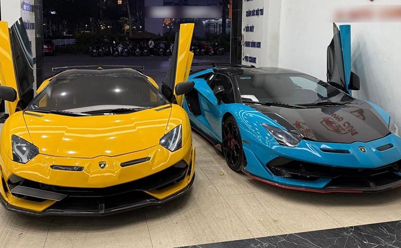The latest Lamborghini Aventador SVJ supercar is blue. Photo: Anh Luong