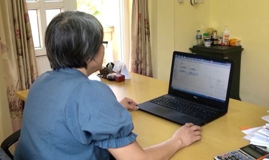 Tiền thưởng là 1 trong 4 chính sách trọng dụng người có phẩm chất, năng lực nổi trội được Bộ Nội vụ đề xuất. Ảnh minh họa: Hương Nha