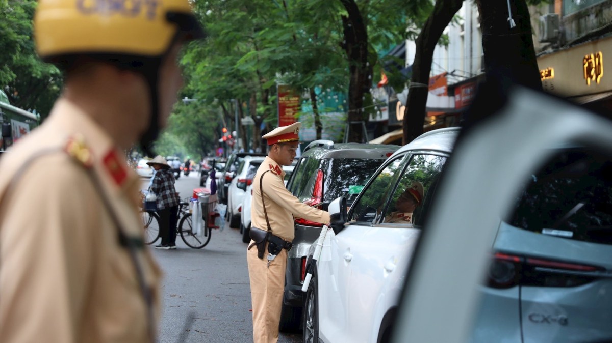 The Law on Road Traffic Order and Safety takes effect from January 1, 2025. Photo: Chu Dung