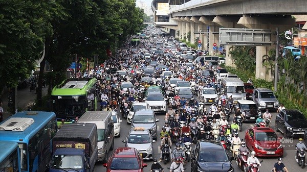 Xử lý được 13 điểm ùn tắc thì phát sinh 16 điểm