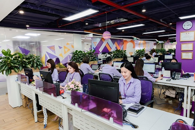 TPBank pioneers in implementing green credit and financing renewable energy to promote a low-carbon economy.