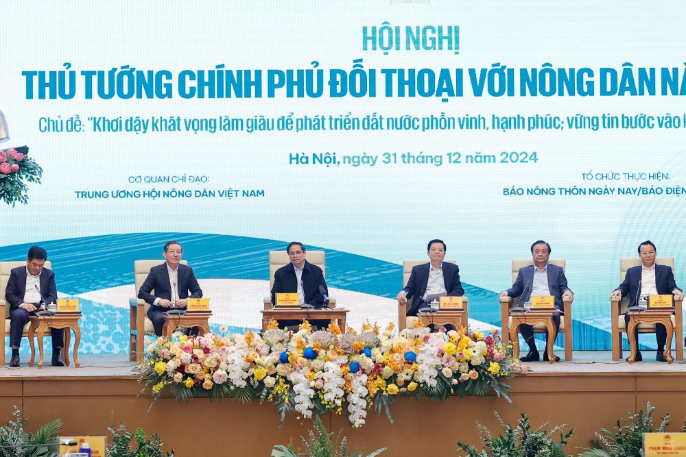 Thủ tướng Chính phủ chủ trì hội nghị đối thoại với nông dân. Ảnh: VGP