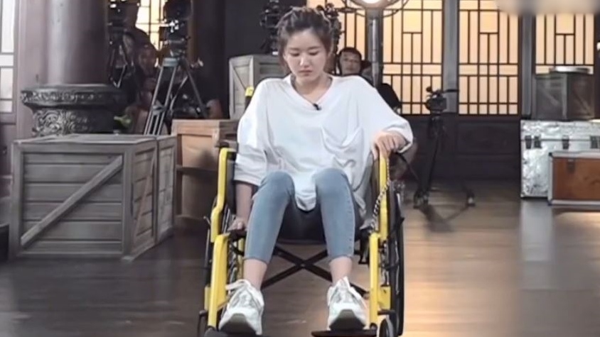 Trieu Lo Tu plays a girl in a wheelchair in a TV show. Photo: Producer
