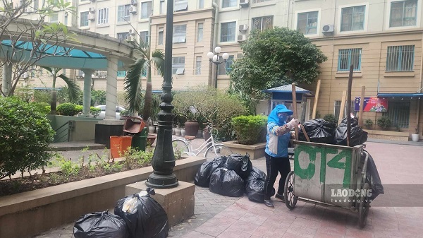 Hanoi strengthens environmental sanitation during Tet. Photo: Minh Hanh